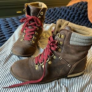 Kodiak - Surrey II boots - size 8.5
